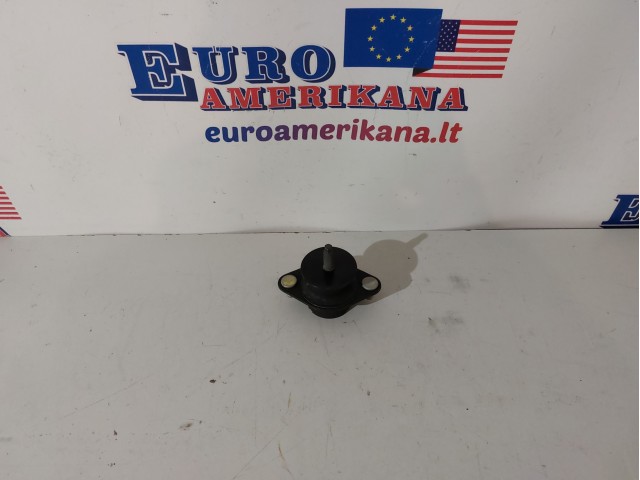 Front Mount Insulator (4WD)